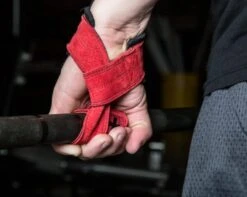 Harbinger Padded Leather Lifting Straps 5 Harbinger Padded Leather Lifting Straps -Iron Motion Deals 86ecfcbc1e9f1ae5ee2d71910877da36 5d0a757e6358d 600x479 1